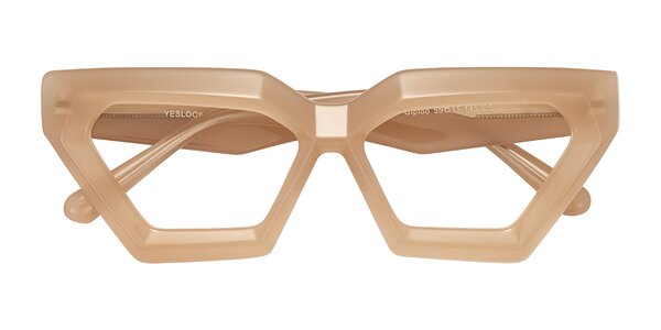 Front of Giptoo in Creamy Beige