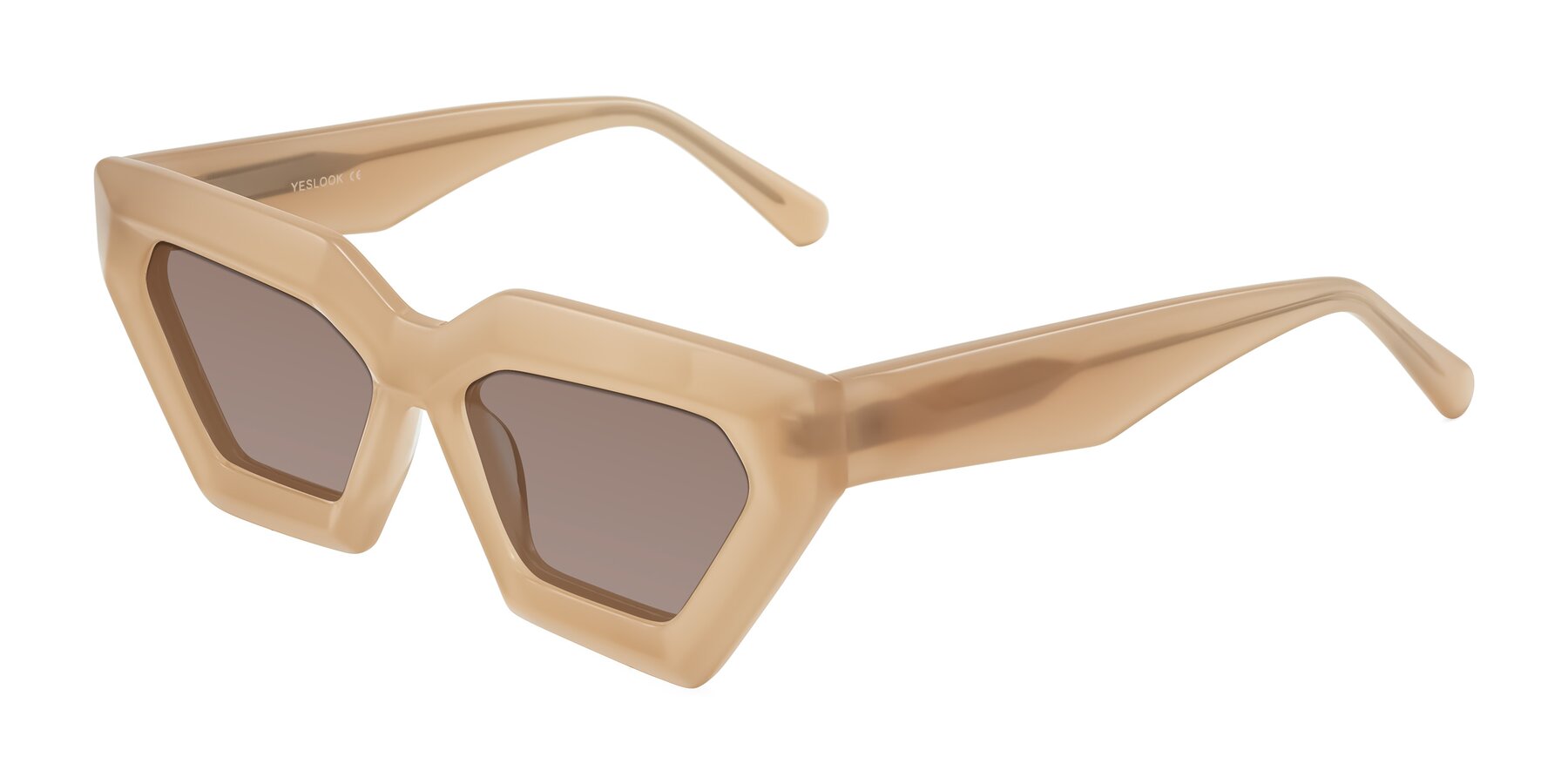 Angle of Giptoo in Creamy Beige with Medium Brown Tinted Lenses