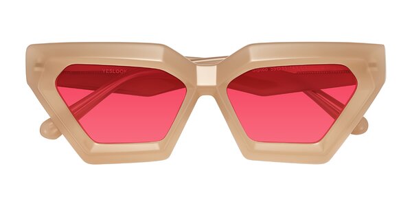 Front of Giptoo in Creamy Beige