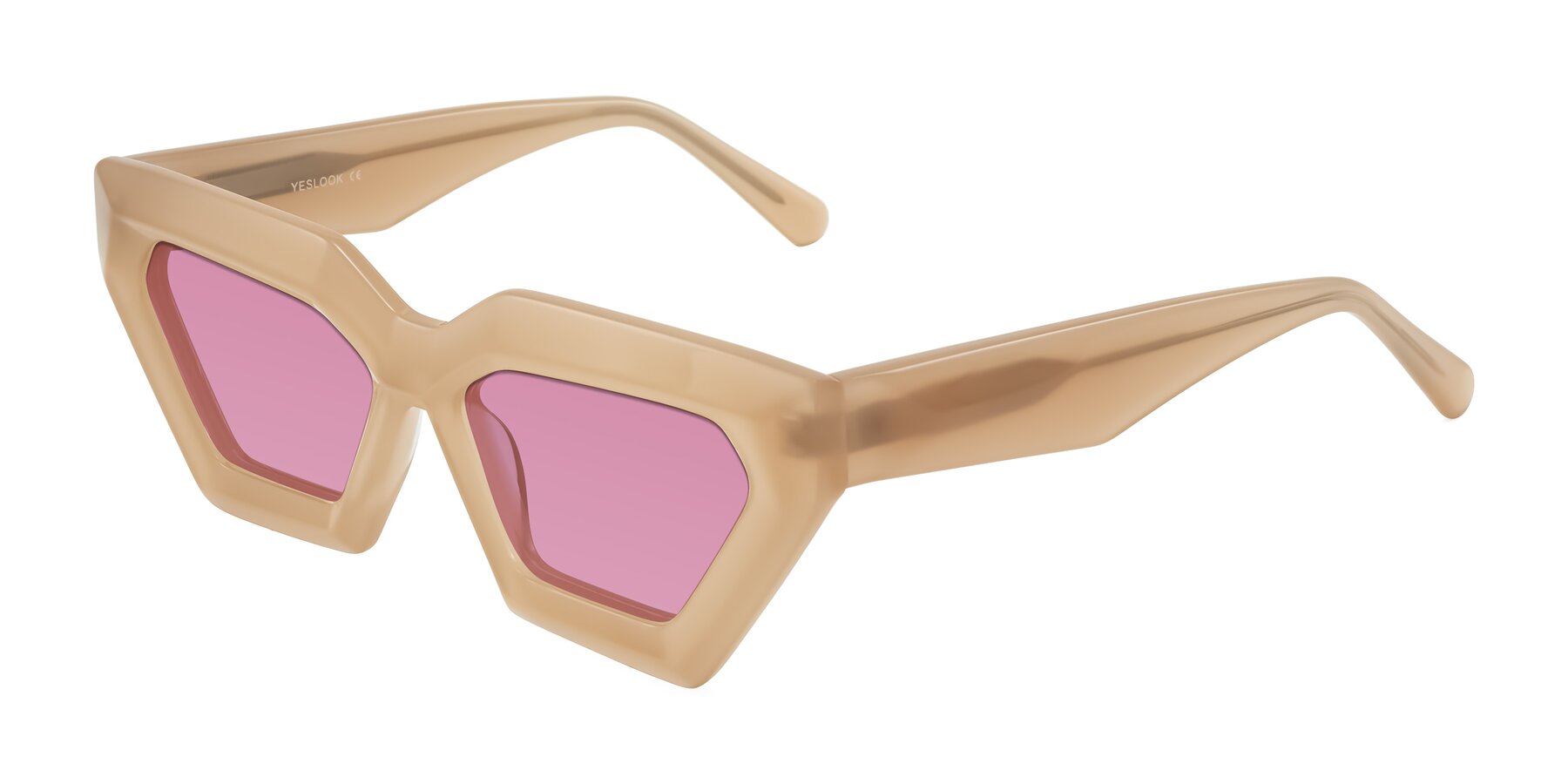 Angle of Giptoo in Creamy Beige with Medium Wine Tinted Lenses