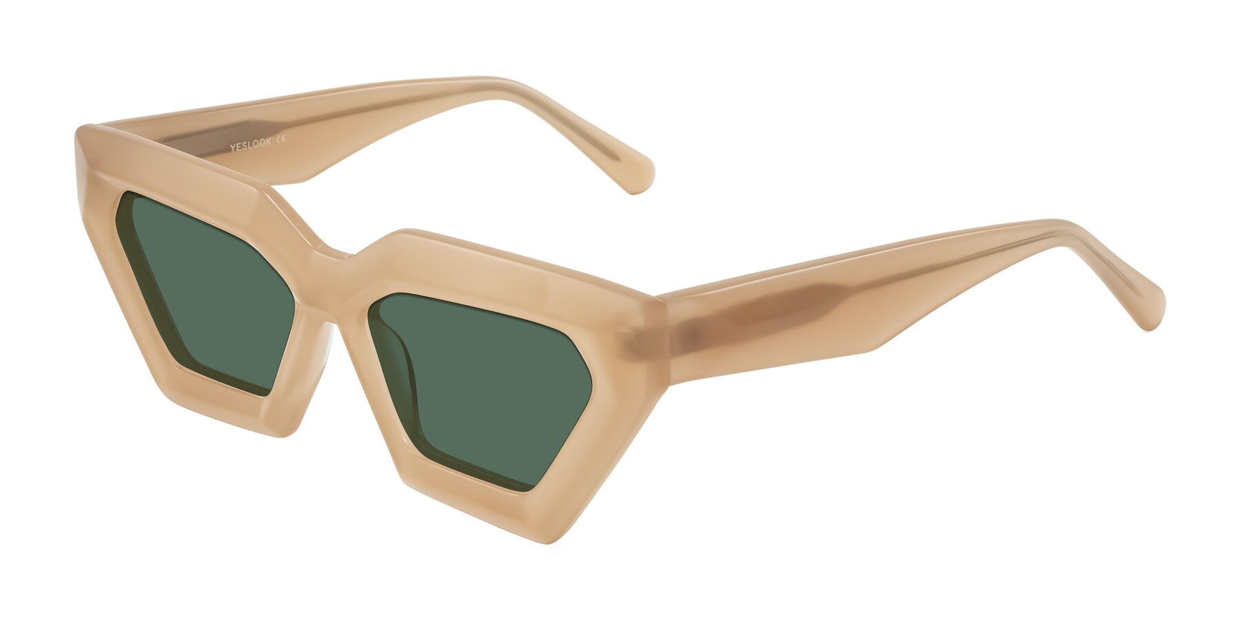 Angle of Giptoo in Creamy Beige with Green Polarized Lenses