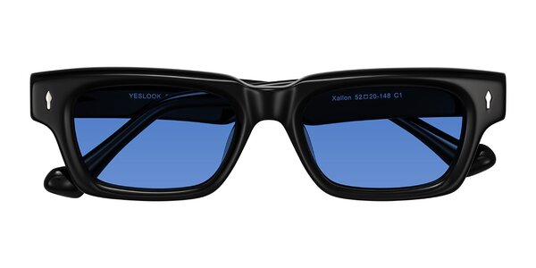Front of Xallon in Black