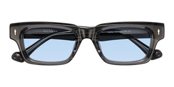 Front of Xallon in Transparent Gray