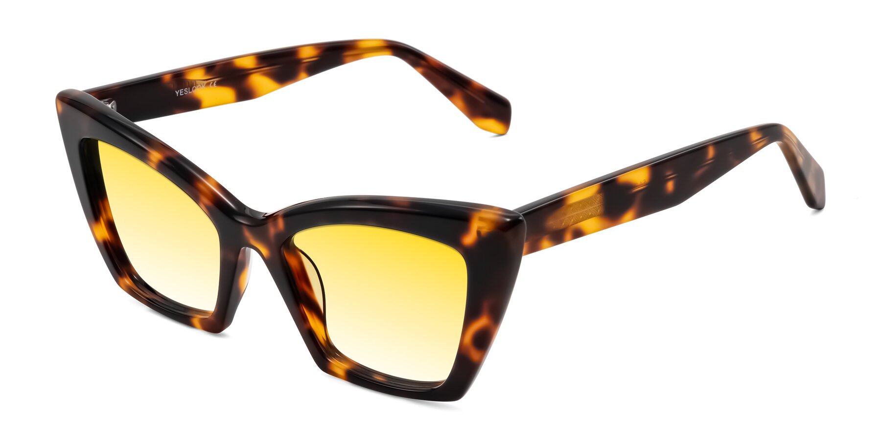 Angle of Wayar in Tortoise with Yellow Gradient Lenses