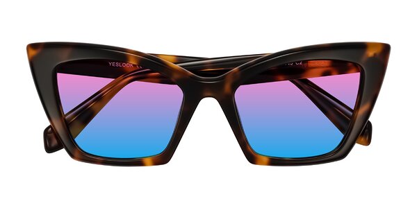 Front of Wayar in Tortoise