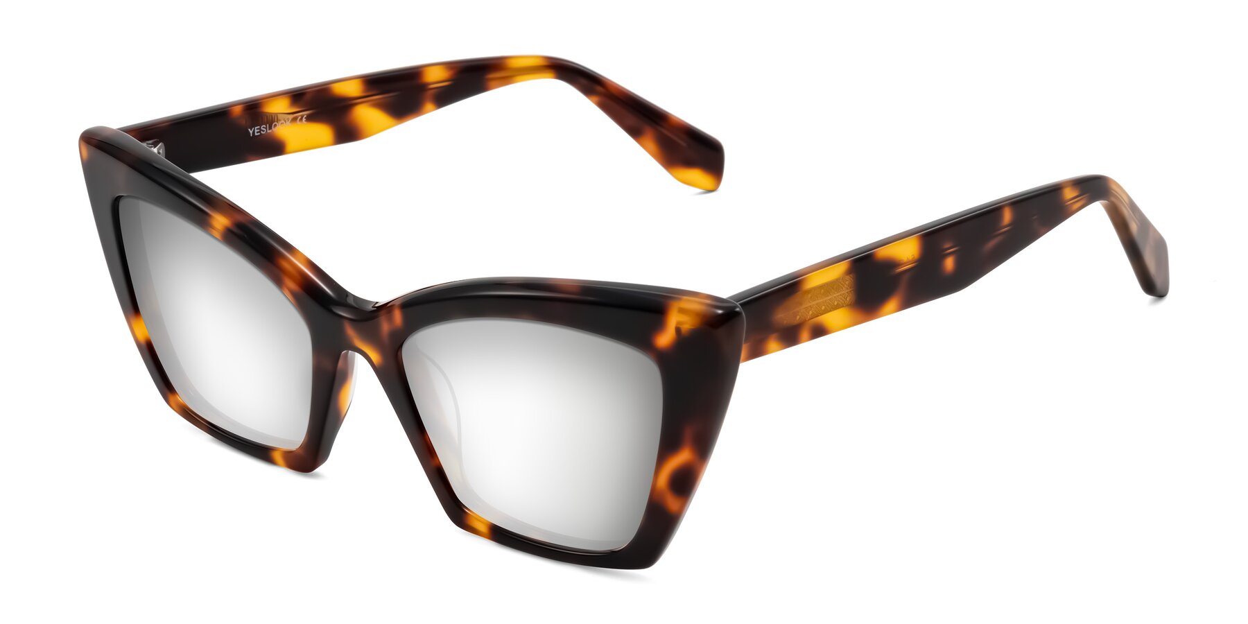 Angle of Wayar in Tortoise with Silver Mirrored Lenses