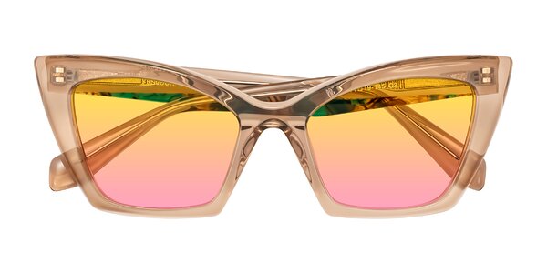 Front of Wayar in Champagne