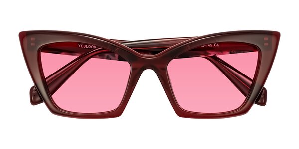 Front of Wayar in Wine