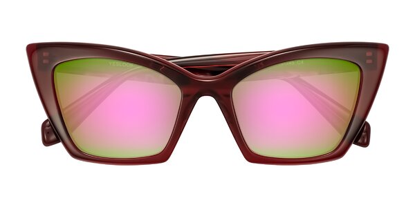 Front of Wayar in Wine