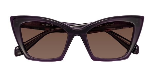 Front of Wayar in Eggplant