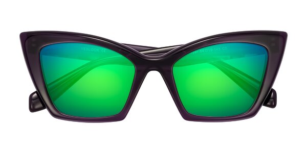 Front of Wayar in Eggplant