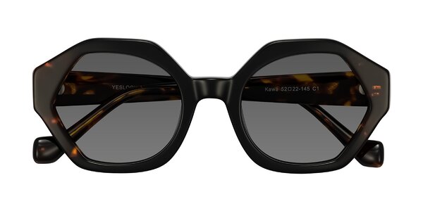 Front of Kawa in Black/Tortoise