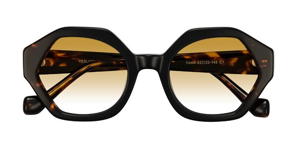 Front of Kawa in Black/Tortoise
