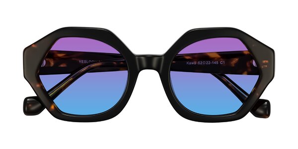 Front of Kawa in Black/Tortoise