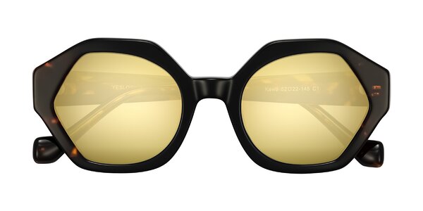Front of Kawa in Black/Tortoise