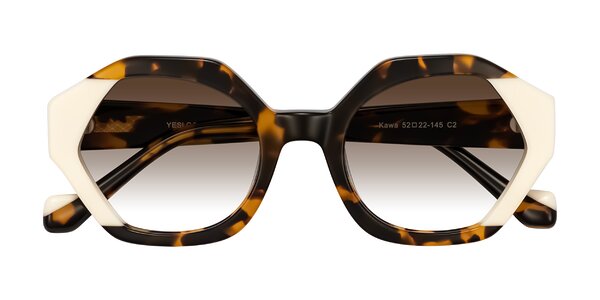 Front of Kawa in Tortoise/Ivory