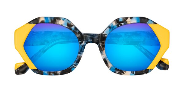 Front of Kawa in Blue Ink/Yellow