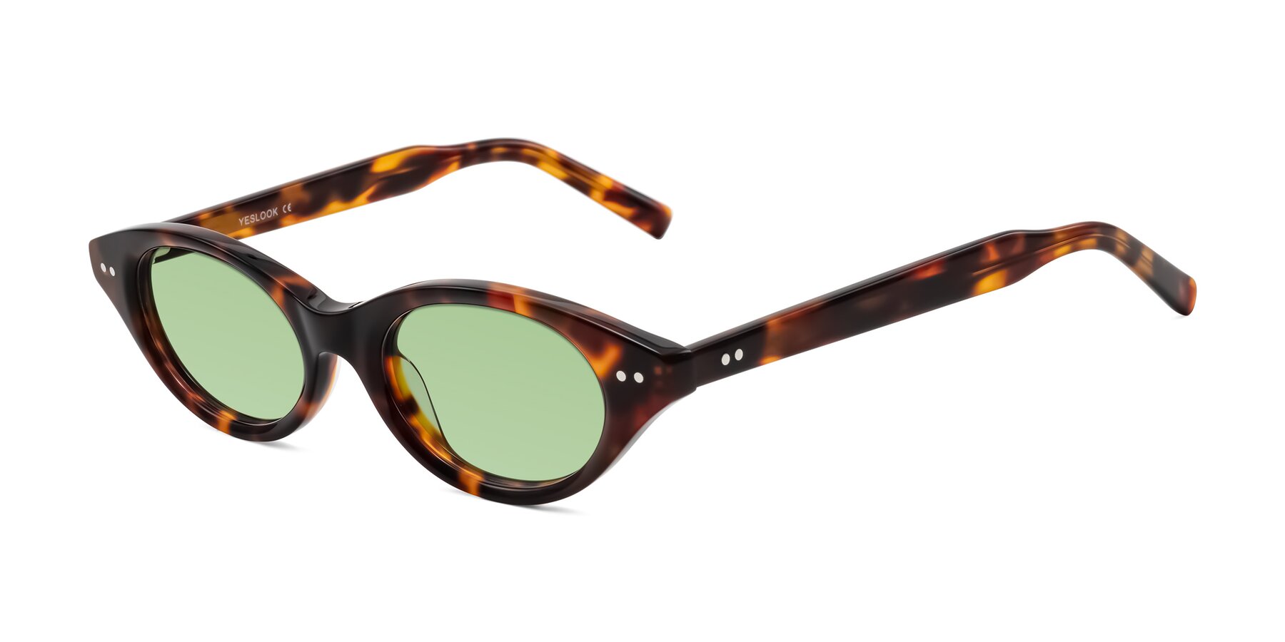 Angle of Mitri in Tortoise with Medium Green Tinted Lenses
