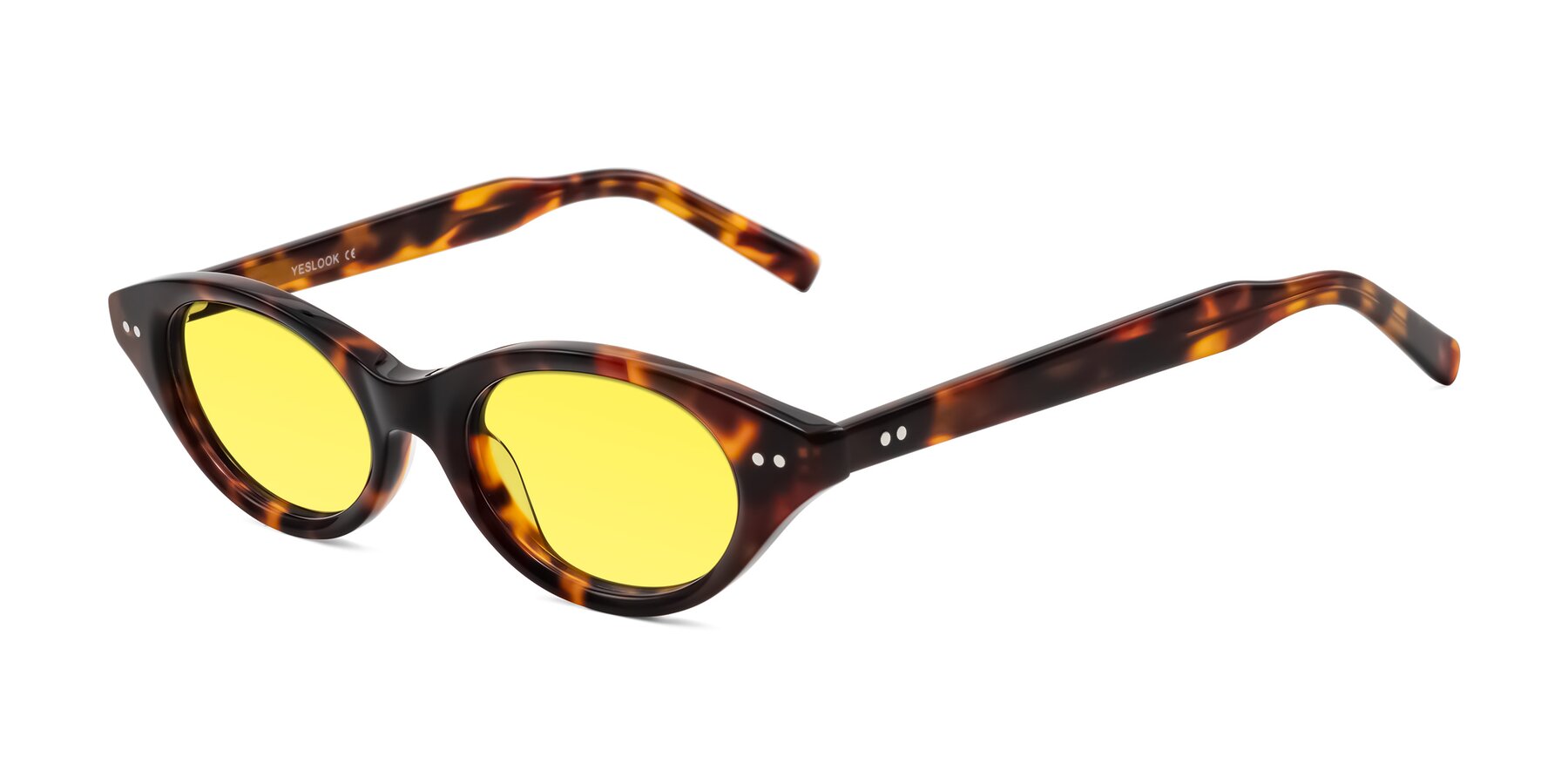 Angle of Mitri in Tortoise with Medium Yellow Tinted Lenses