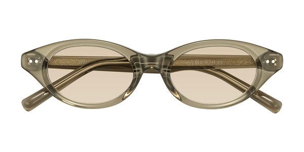 Front of Mitri in Transparent Warm Olive