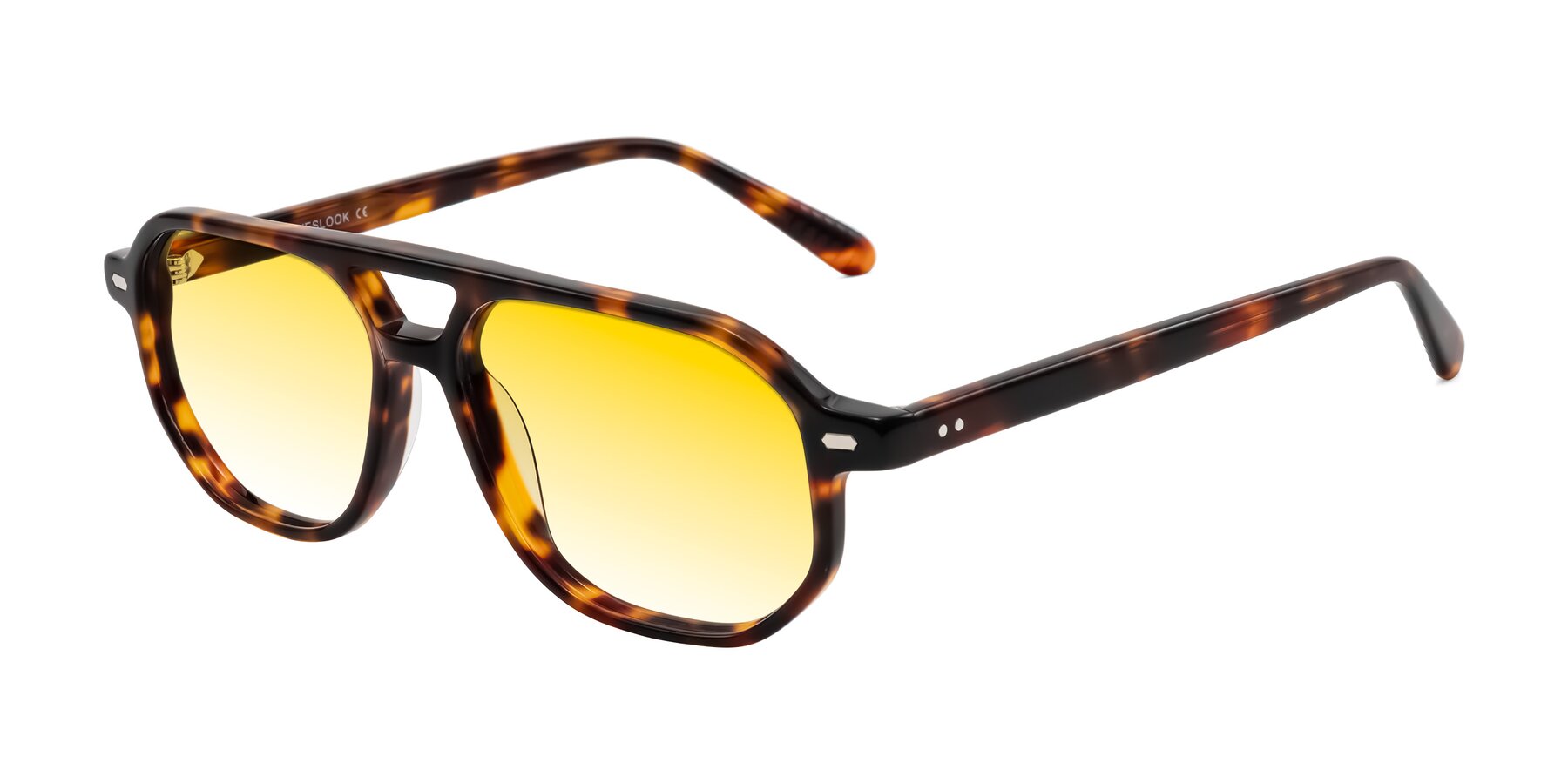 Angle of Aguilar in Tortoise with Yellow Gradient Lenses