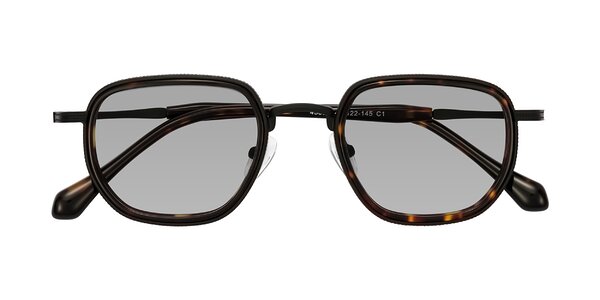 Front of Hunter in Matte Black/Tortoise