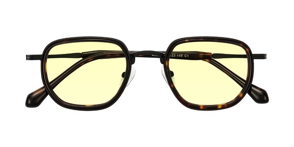 Front of Hunter in Matte Black/Tortoise