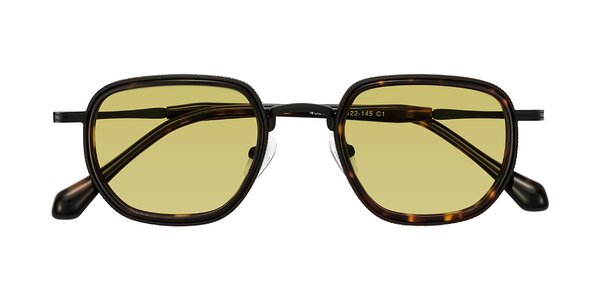 Front of Hunter in Matte Black/Tortoise