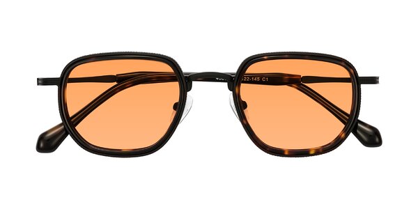 Front of Hunter in Matte Black/Tortoise