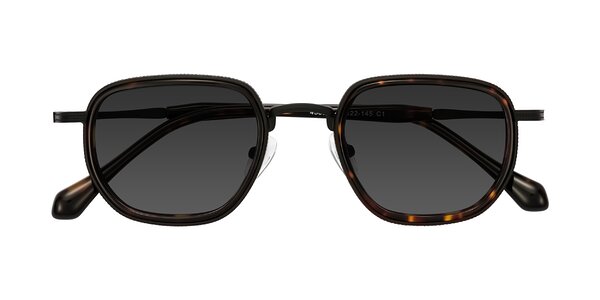 Front of Hunter in Matte Black/Tortoise