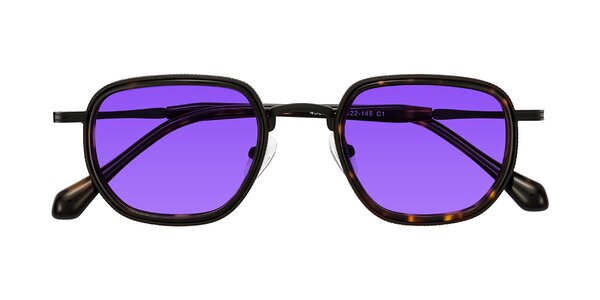 Front of Hunter in Matte Black/Tortoise