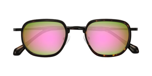 Front of Hunter in Matte Black/Tortoise