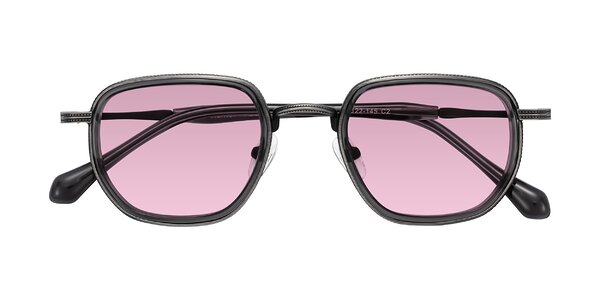 Front of Hunter in Gunmetal/Gray