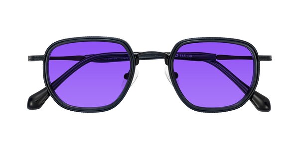 Front of Hunter in Midnight Blue