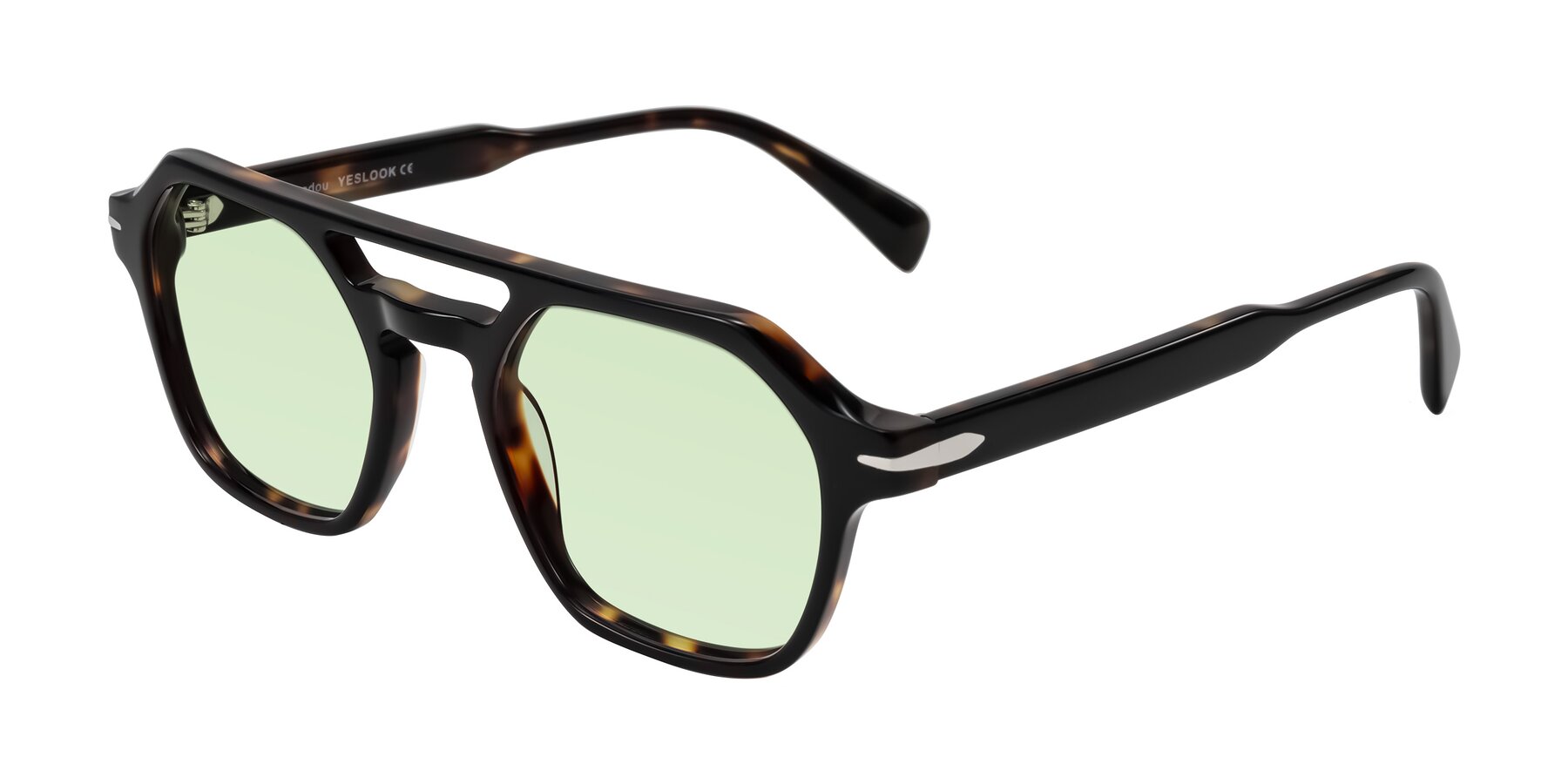 Angle of Kibandou in Black/Tortoise with Light Green Tinted Lenses