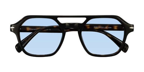 Front of Kibandou in Black/Tortoise