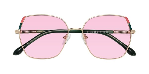 Front of Suarie in Gold/Green