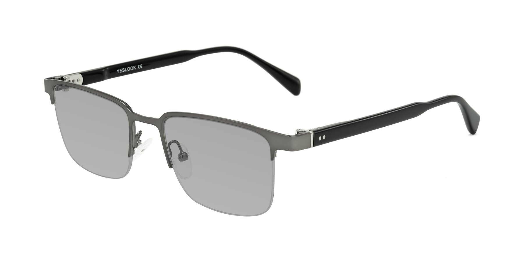 Angle of Tunt in Matte Gunmetal with Light Gray Tinted Lenses