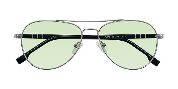 Front of Aimo in Silver/Dark Blue