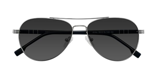 Front of Aimo in Silver/Dark Blue