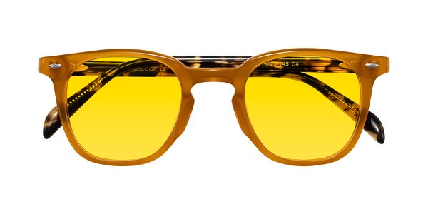 Front of Palu in Honey/Tortoise