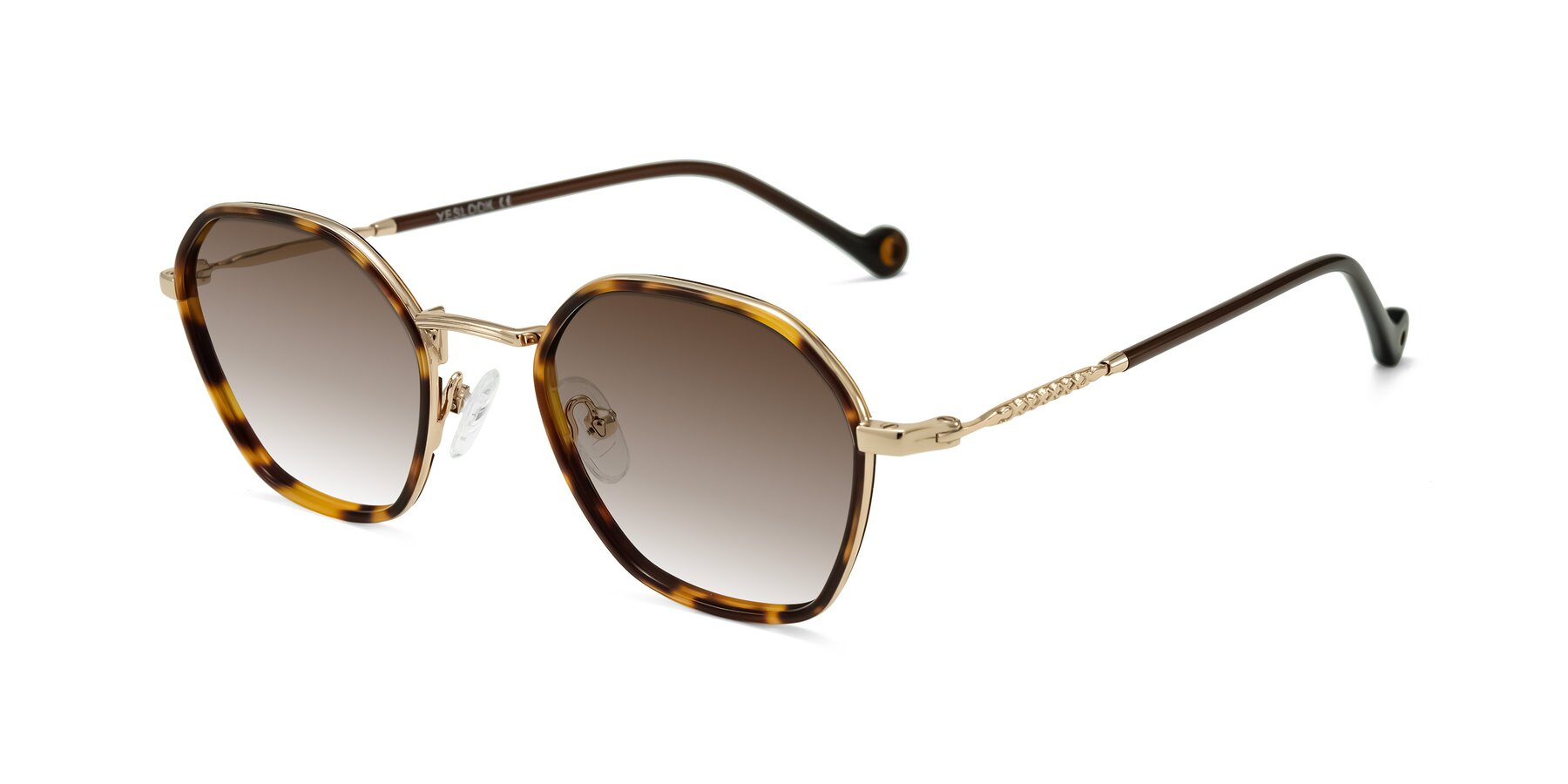 Angle of Dalon in Leopard-Print/Gold with Brown Gradient Lenses