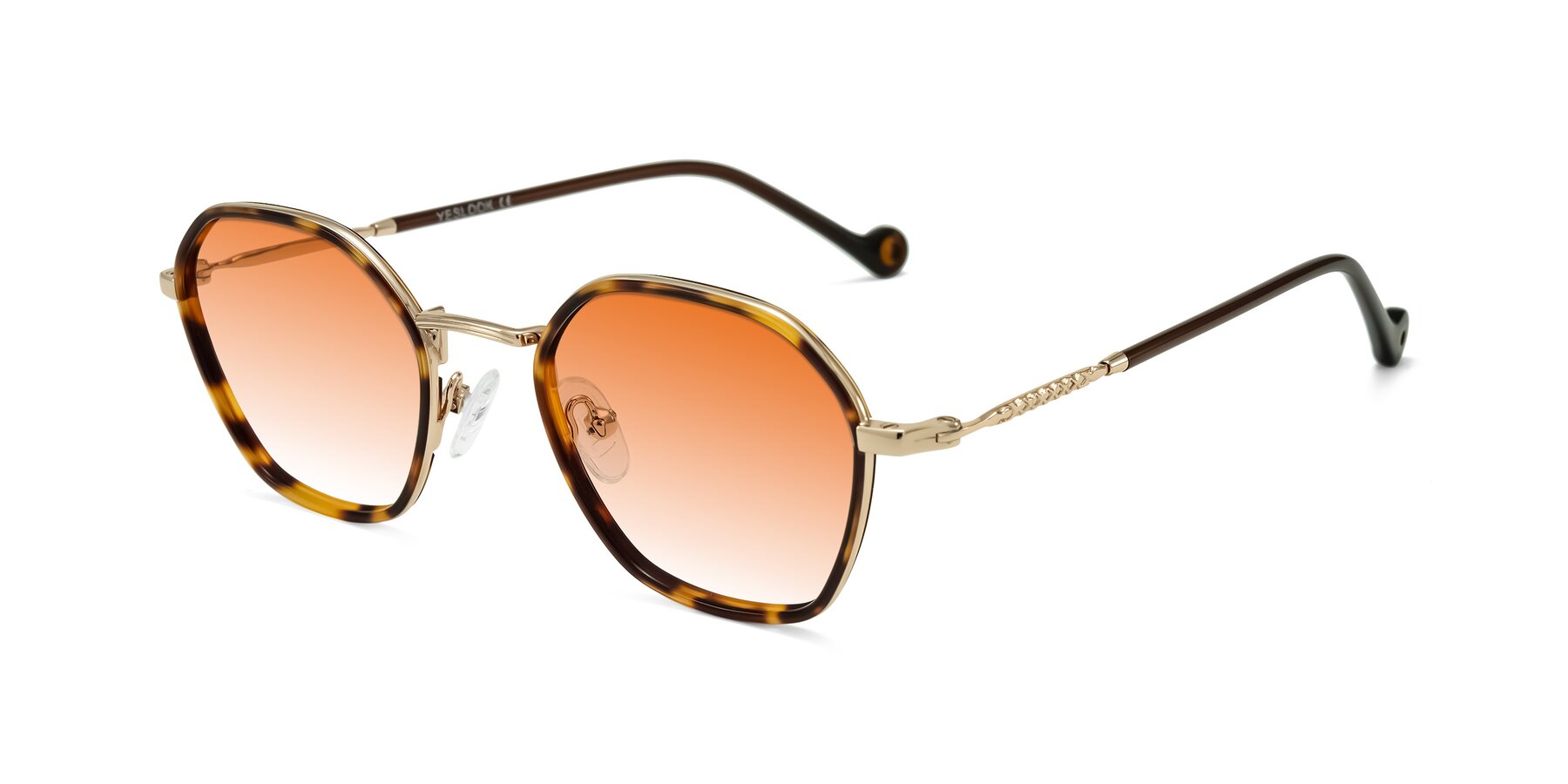 Angle of Dalon in Leopard-Print/Gold with Orange Gradient Lenses