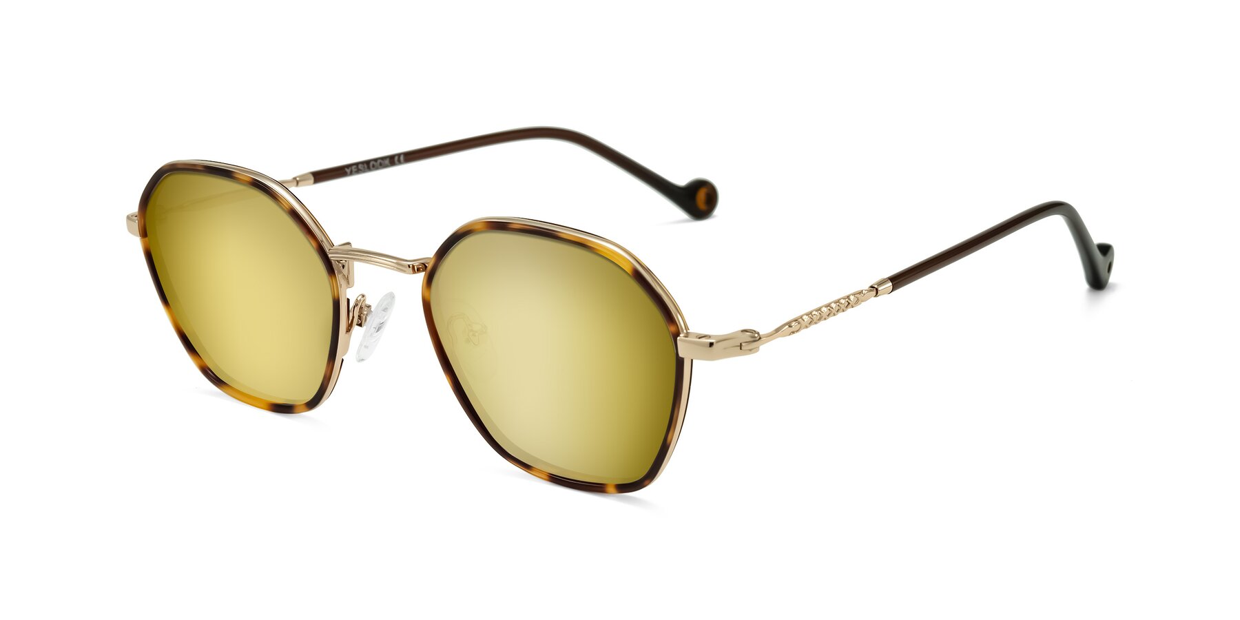 Angle of Dalon in Leopard-Print/Gold with Gold Mirrored Lenses