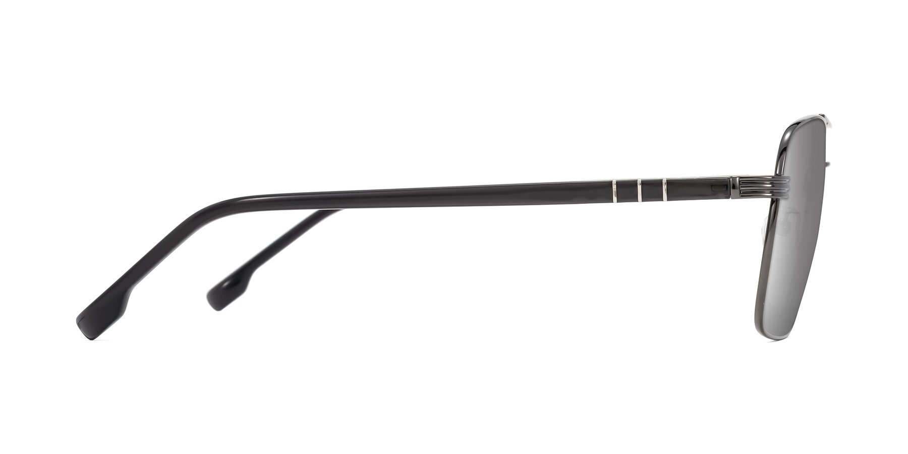 Side of Flinders in Gunmetal with Silver Mirrored Lenses
