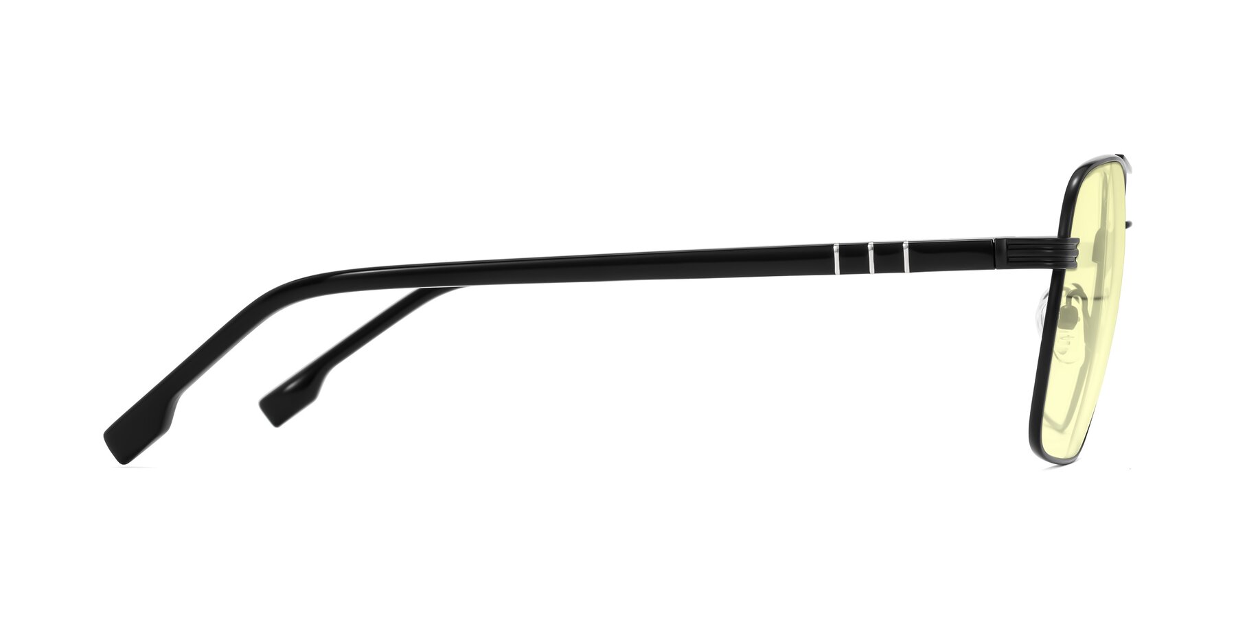 Side of Flinders in Matte Black with Light Yellow Tinted Lenses