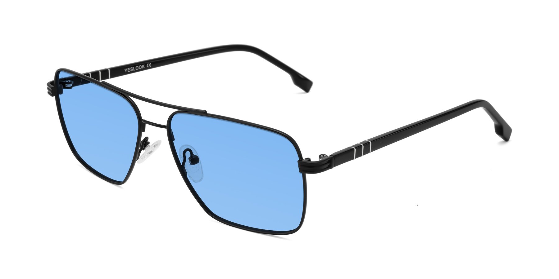 Angle of Flinders in Matte Black with Medium Blue Tinted Lenses