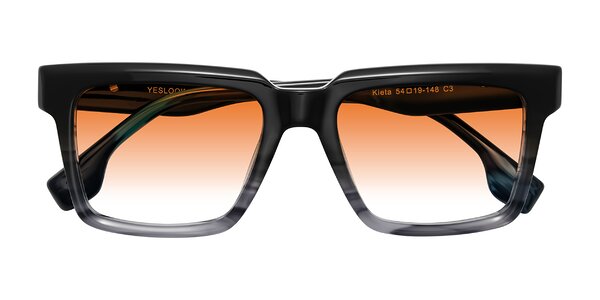 Front of Kieta in Gradient Gray/Blue Striped