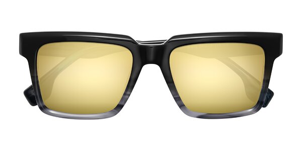 Front of Kieta in Gradient Gray/Blue Striped