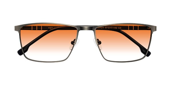 Front of Sampit in Brushed Silver